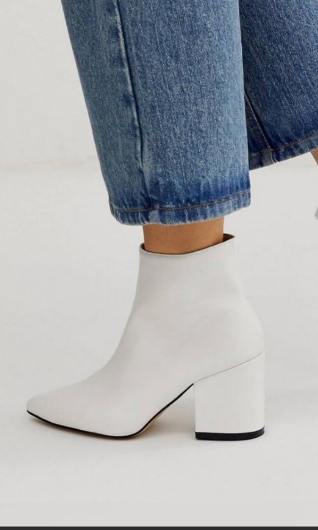 White heal new arrivals boots