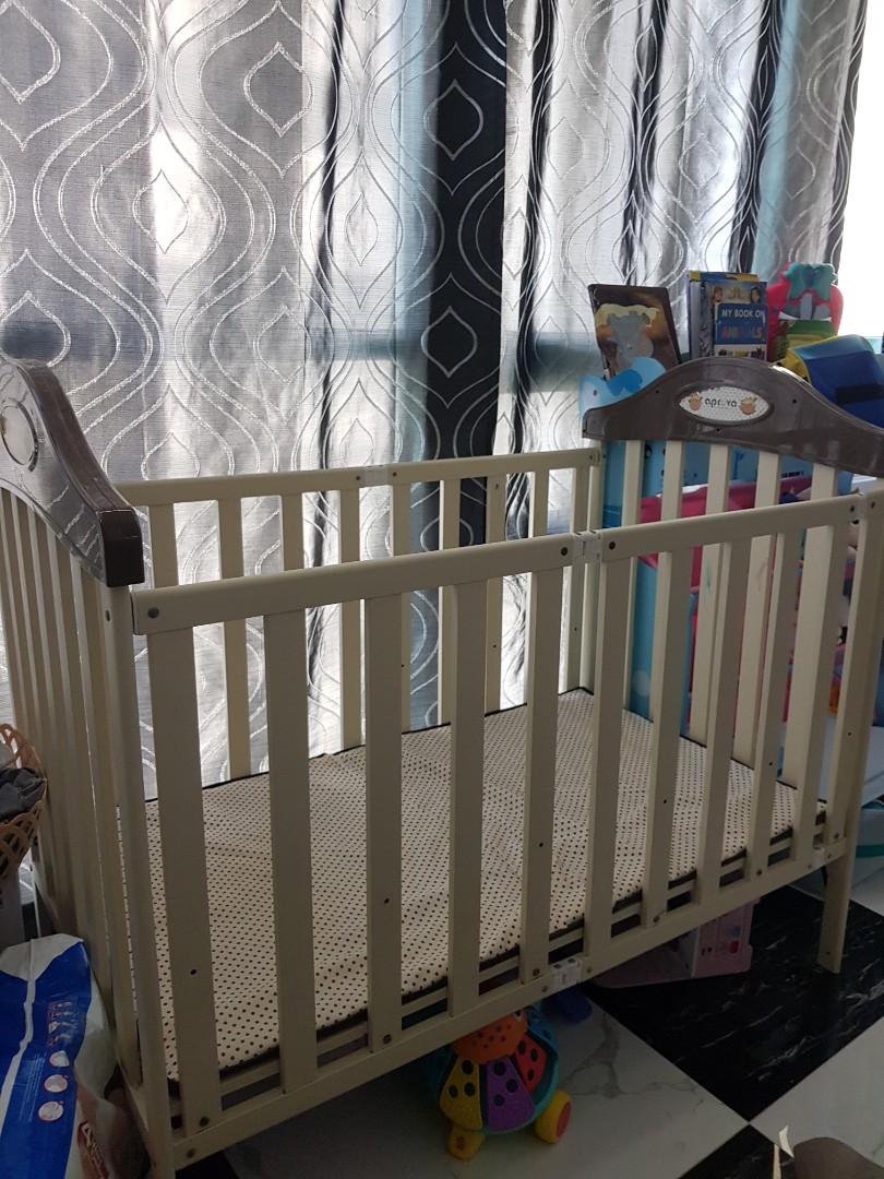 Apruva crib size clearance