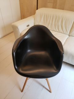 （分類：）位於 。 由 laithwaite 提交（商品編號 1107047050，圖片 1）。簡介： 。