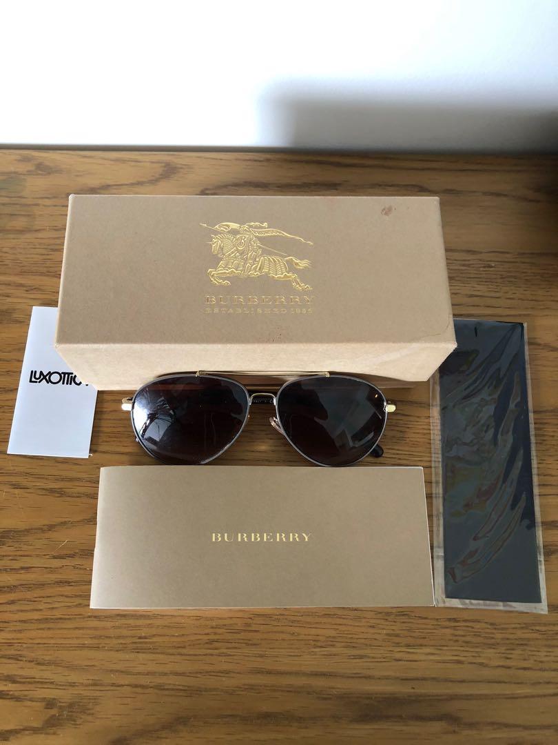 Burberry Aviator sunglasses, Women's Fashion, Watches & Accessories,  Sunglasses & Eyewear on Carousell