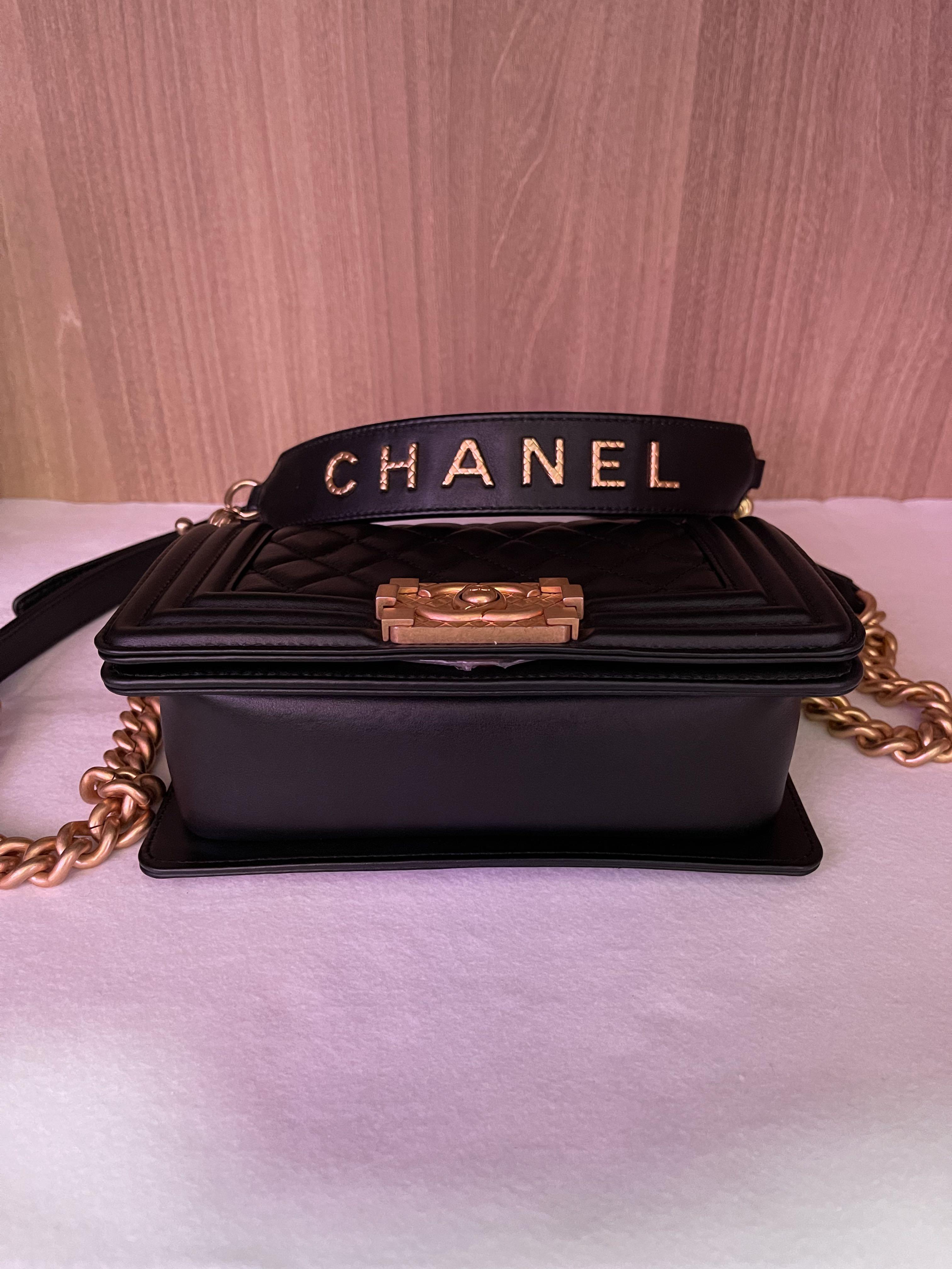 Chanel Lambskin Chain Top Handle Small Boy Bag (SHF-18238) – LuxeDH
