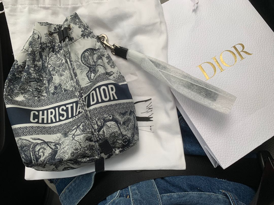Dior clearance travel pouch