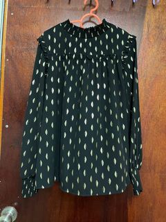 (Category: ) located in . Submitted by preloved_stuff8787 (Listing ID 1107225871, Image 1). Description: .