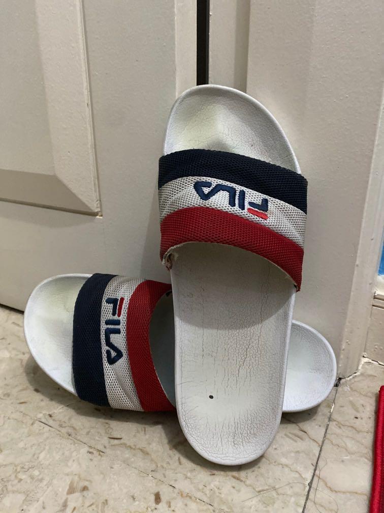 Fila red slides top