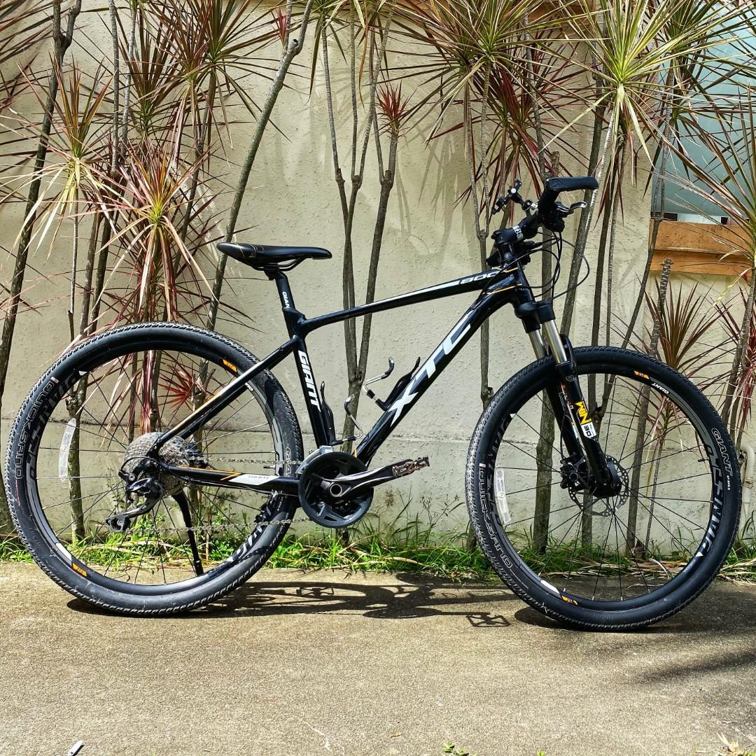 Giant xtc 800 27.5 top