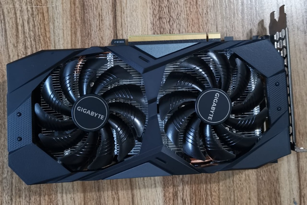 Used rtx 2060 top