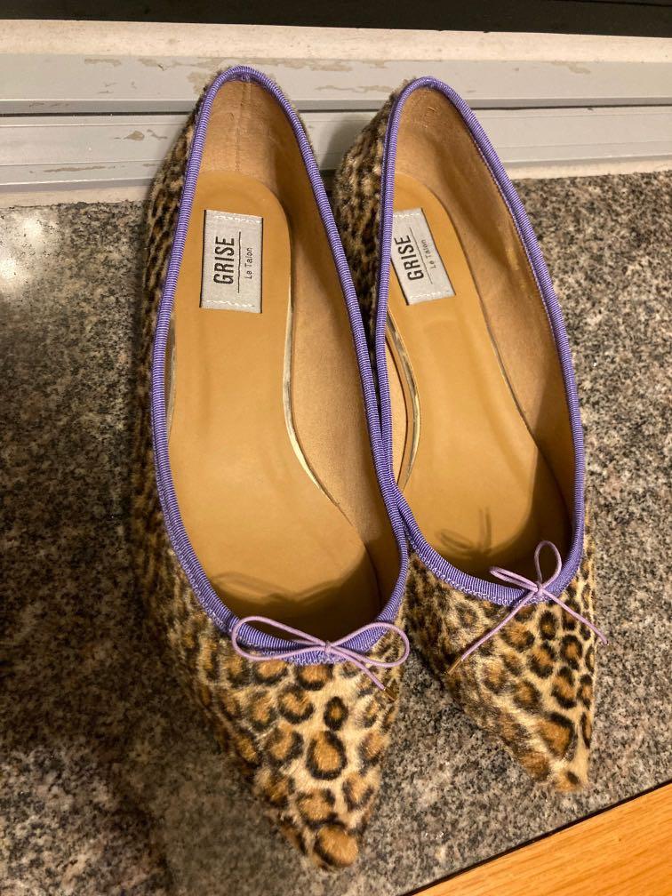 Grise le talon animal print flats, 女裝, 鞋, 拖鞋- Carousell