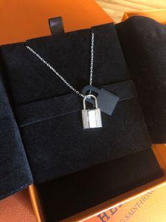 Hermès O’Kelly Pendant Lock 全新 鎖款 頸鏈 銀鏈黑皮 Black Leather Silver Necklace hermes okelly