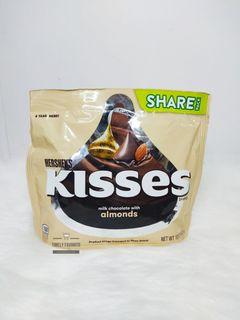 Hershey's Kisses Milk Chocolate with Almonds 283g