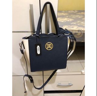 (Kategori: ) berada di . Dikirim oleh adetsya (ID iklan 1107043429, Gambar 1). Deskripsi: .