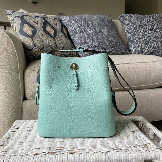 KATE SPADE Marti Large Bucket Bag in Aqua Bloom, Women's Fashion, Bags &  Wallets, Purses & Pouches on Carousell