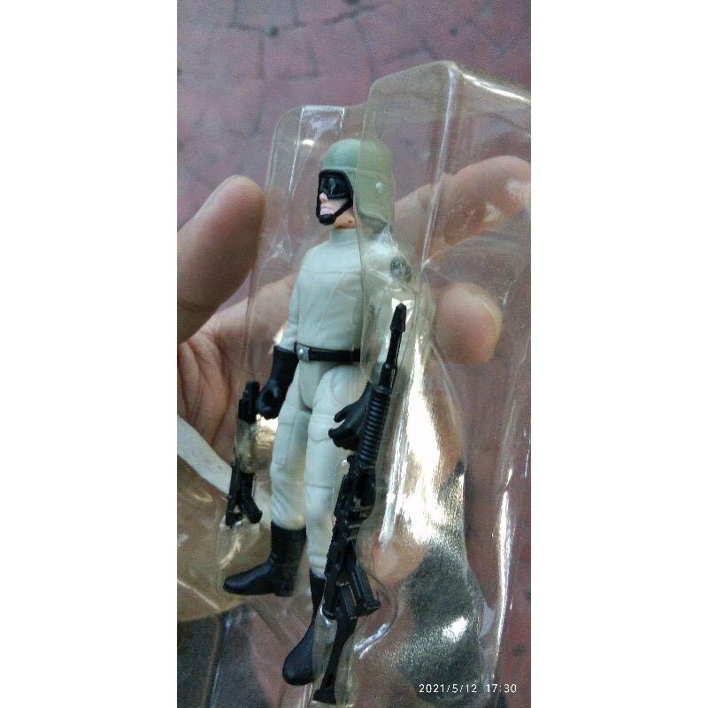 KENNER STARWARS ACTION FIGURE (Category: Figurines & Statues) located in Manila. Submitted by emmnstoyhub (Listing ID 1107207416, Image 2). Description: No RESERVATION As is .