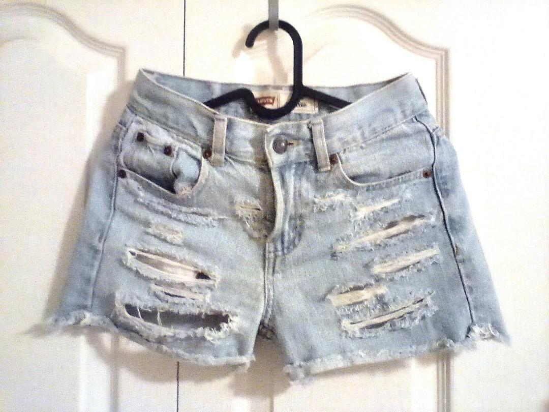 levis 550 relaxed fit shorts