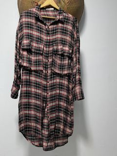 (Category: ) located in . Submitted by wardrobeclearencee (Listing ID 1107077560, Image 1). Description: .