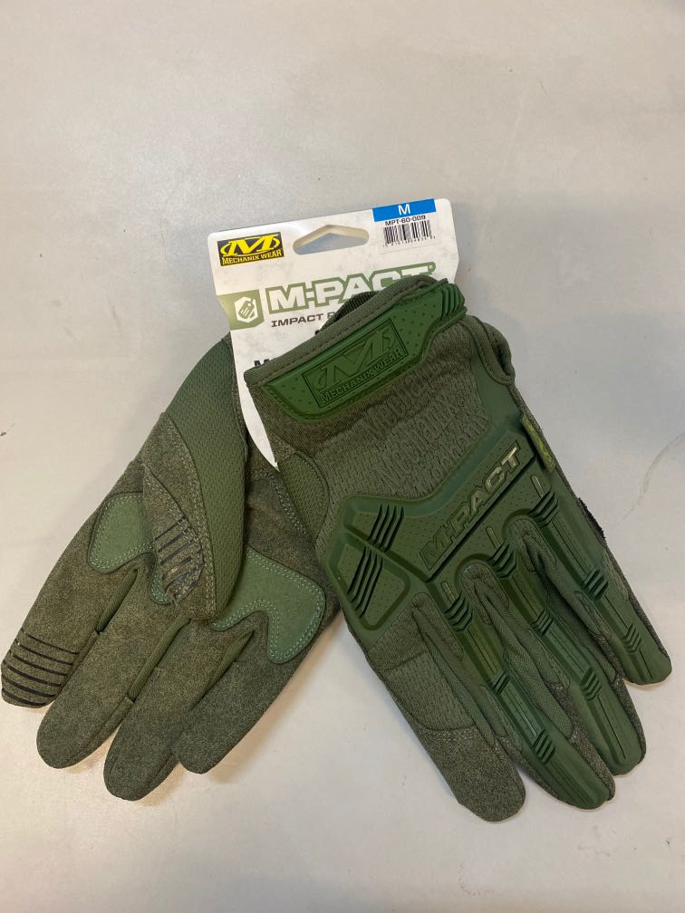 green gloves winter