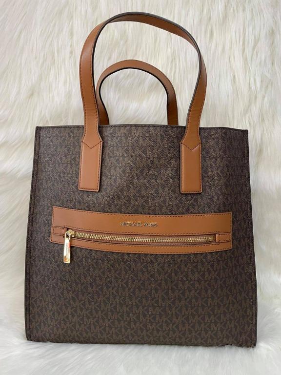 Mk kenly Bag (Category: Luxury Bags & Wallets) located in Pasig City. Submitted by triplealuxury (Listing ID 1107126913, Image 2). Description: 📌Get NOW for only 7,800 -life isn't perfect but your bag can be.💖💖.