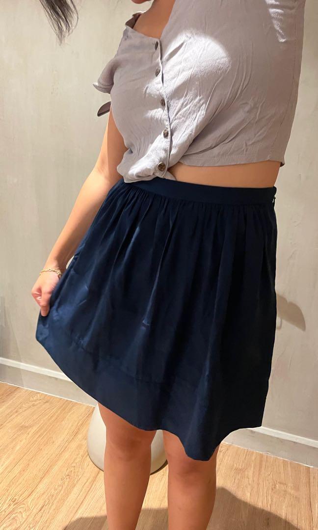Navy Bundle (1 navy top + 1 navy skirt) (Category: Dresses) located in Pasig City. Submitted by shoppybee (Listing ID 1107150474, Image 2). Description: .