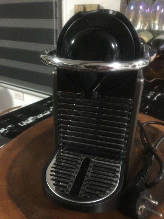 NESPRESSO MACHINE PIXIE (USED TWICE) WITH FREE 1 BOX CAPSULE, TV & Home