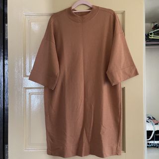 (Category: ) located in . Submitted by sals_wardrobe (Listing ID 1107072282, Image 1). Description: .