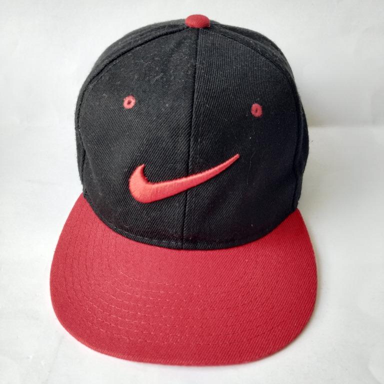 Nike red and black hat outlet