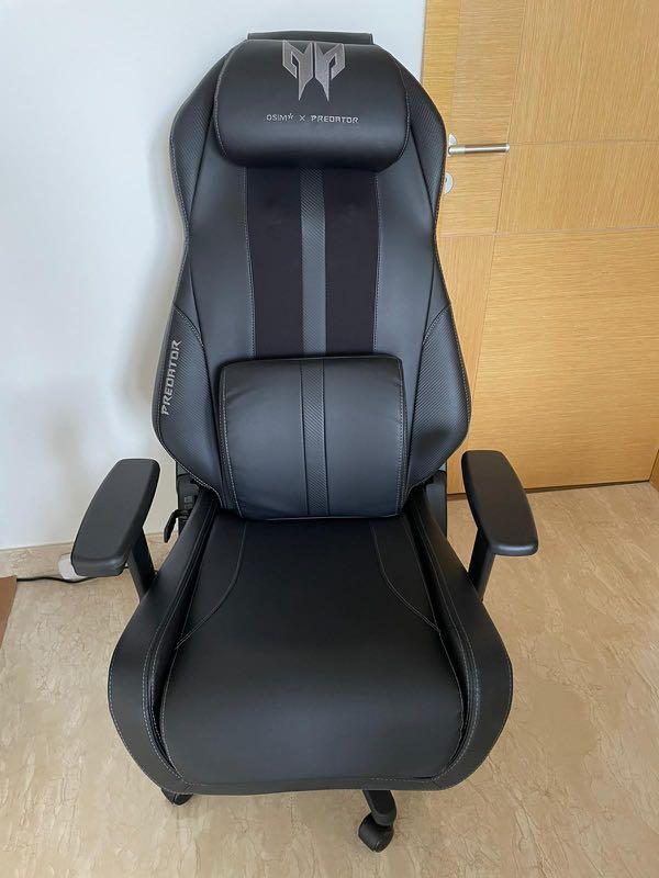 New Osim uThrone predator gaming and office massage chair two year