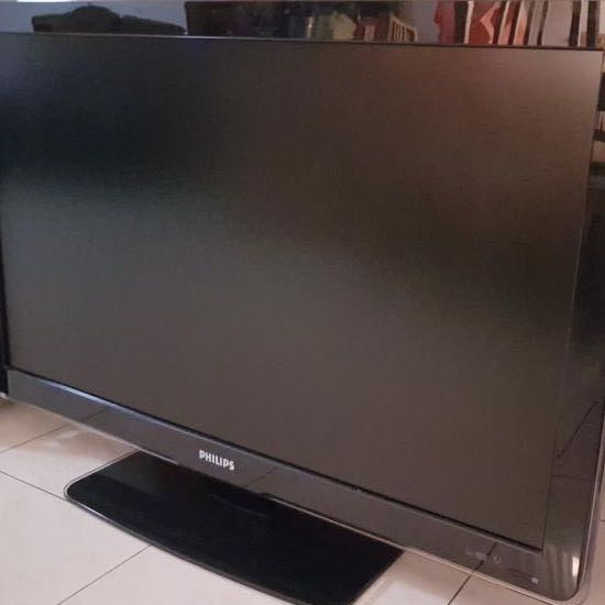 Philips LED TV 42inch 42PFL2908S/98, & Home TV & Entertainment, TV on Carousell
