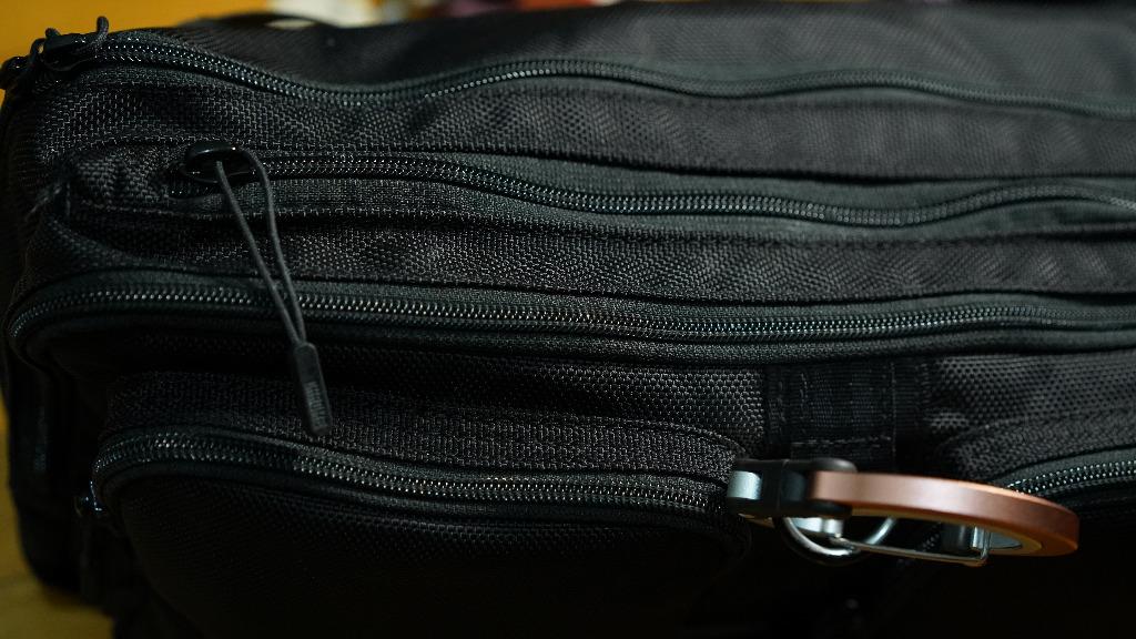 CHROME INDUSTRIES MXD Segment Sling Bag RRP SGD 189 Men s Fashion Bags Sling Bags on Carousell