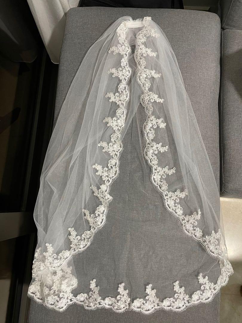 Scalloped lace wedding veil, Women's Fashion, Watches & Accessories