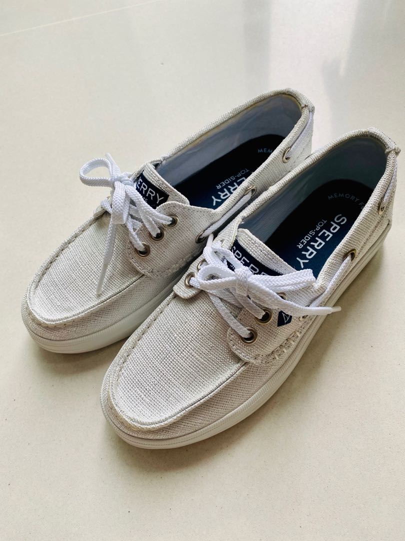 Girls sperry top boat shoes