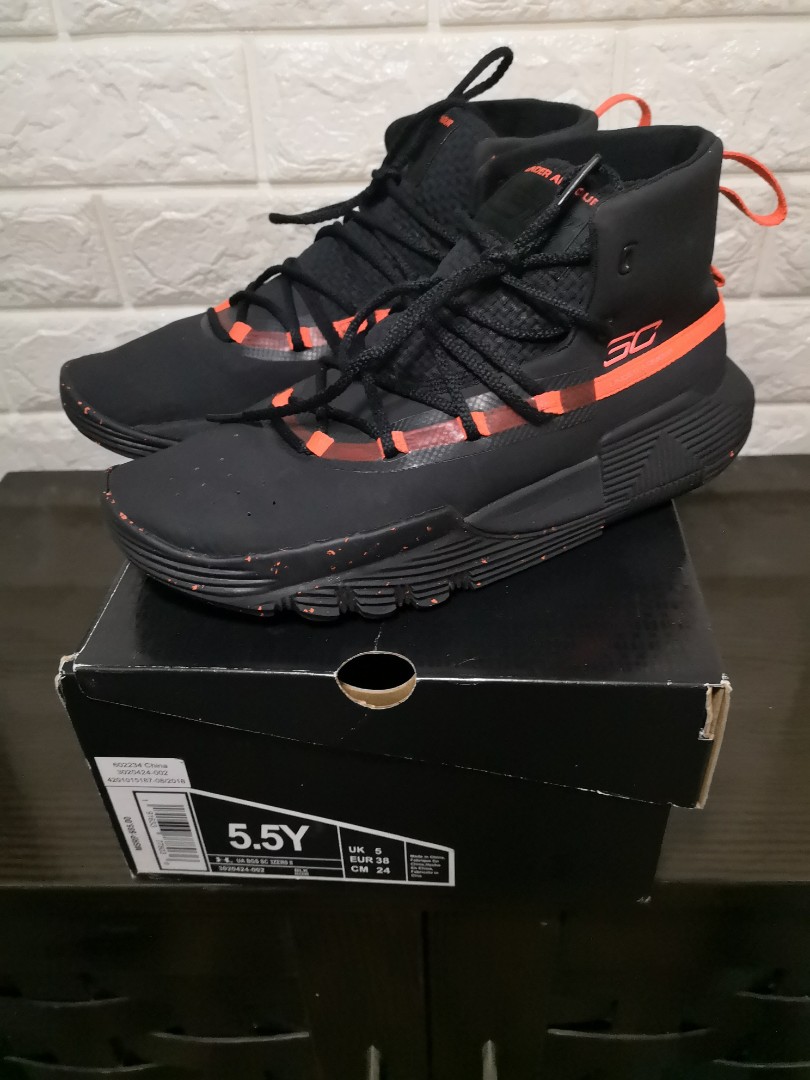 Steph curry shoes size 5.5 deals