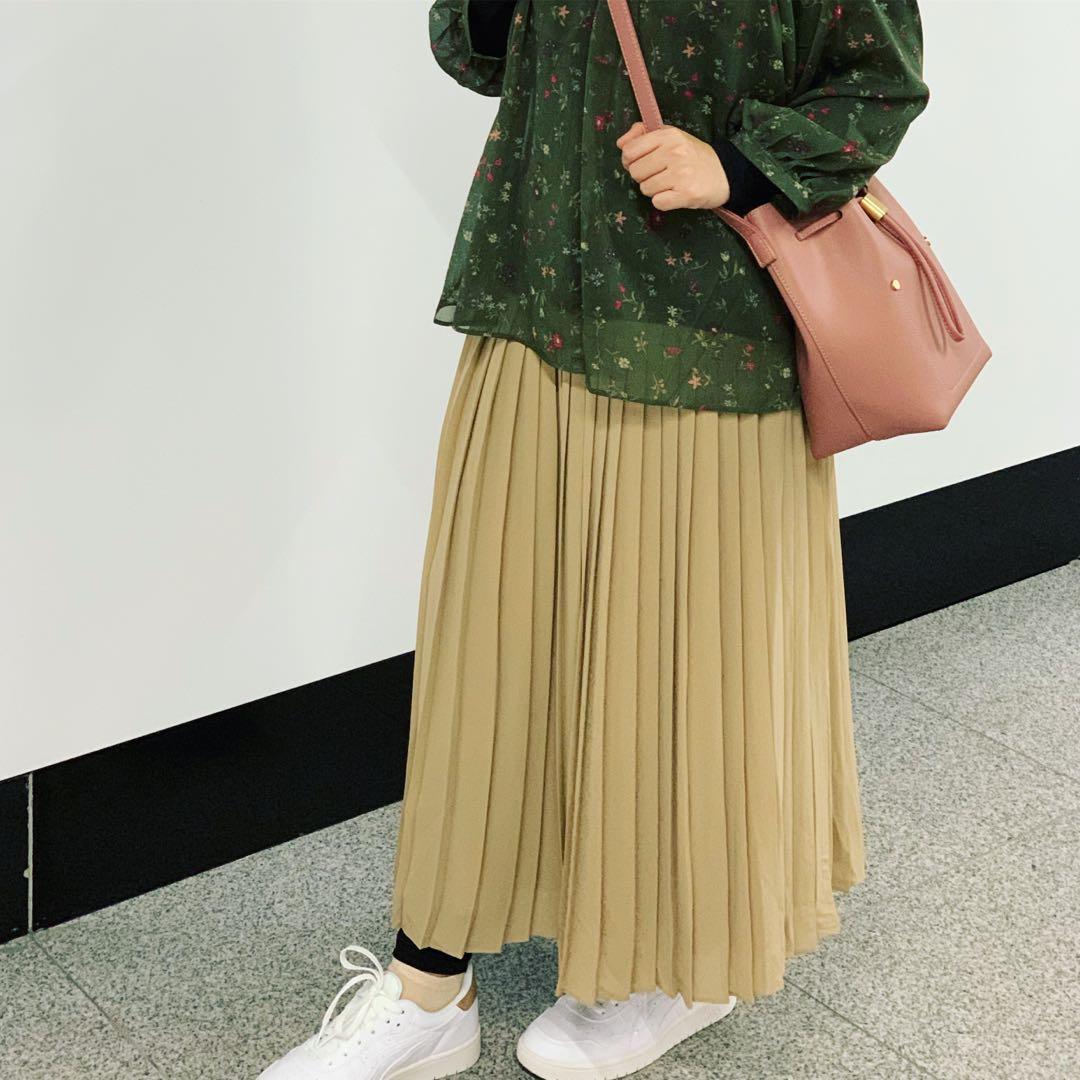 Chiffon pleated deals skirt