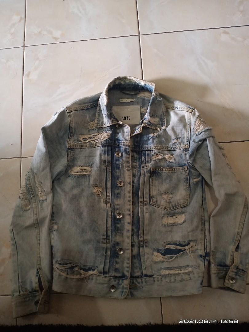 Zara man ripped denim jacket Fesyen Pria Pakaian Baju Luaran