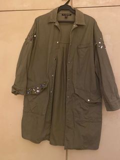 (Category: ) located in . Submitted by shopprelovedxisabel (Listing ID 1107191746, Image 1). Description: .