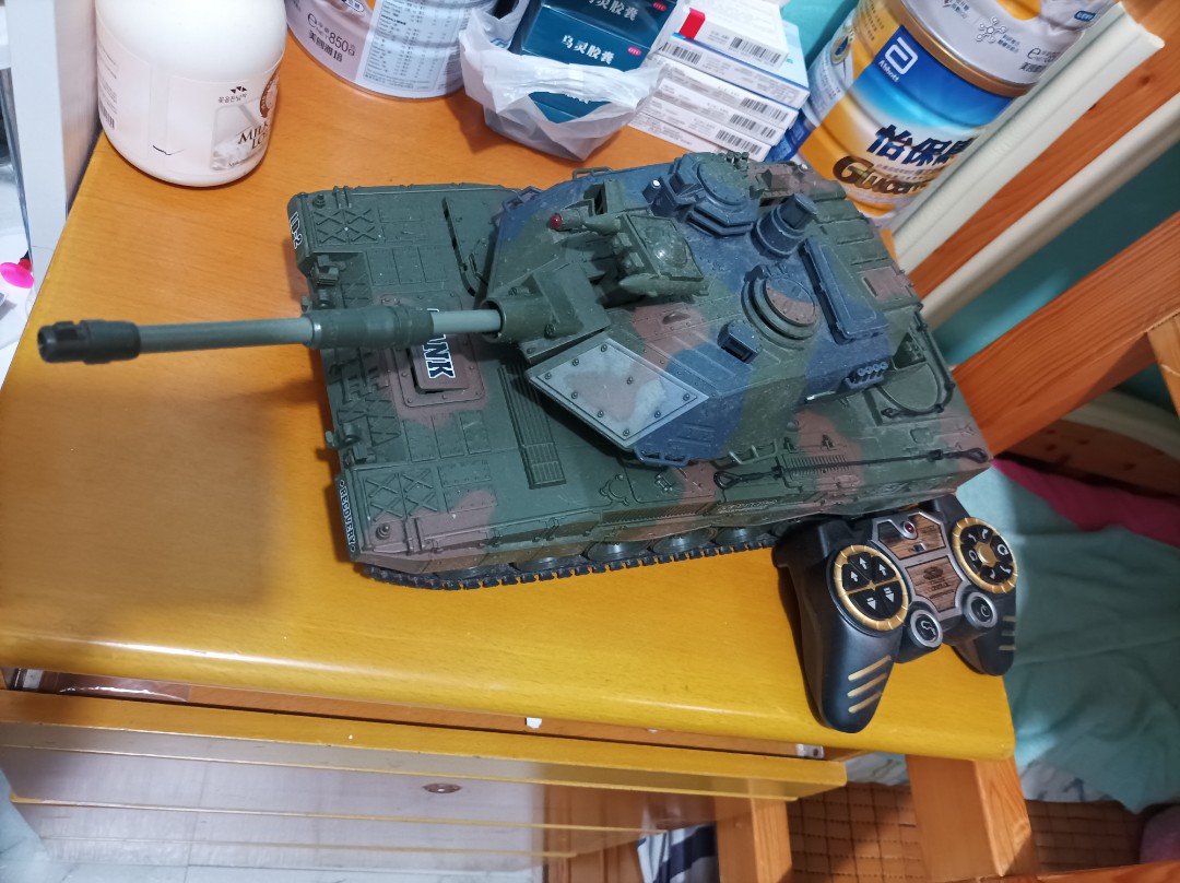 遙控坦克車 興趣及遊戲 玩具 遊戲類 Carousell