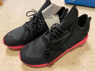 （分類：）位於 。 由 mixmasterlin 提交（商品編號 1107367695，圖片 1）。簡介： 。
