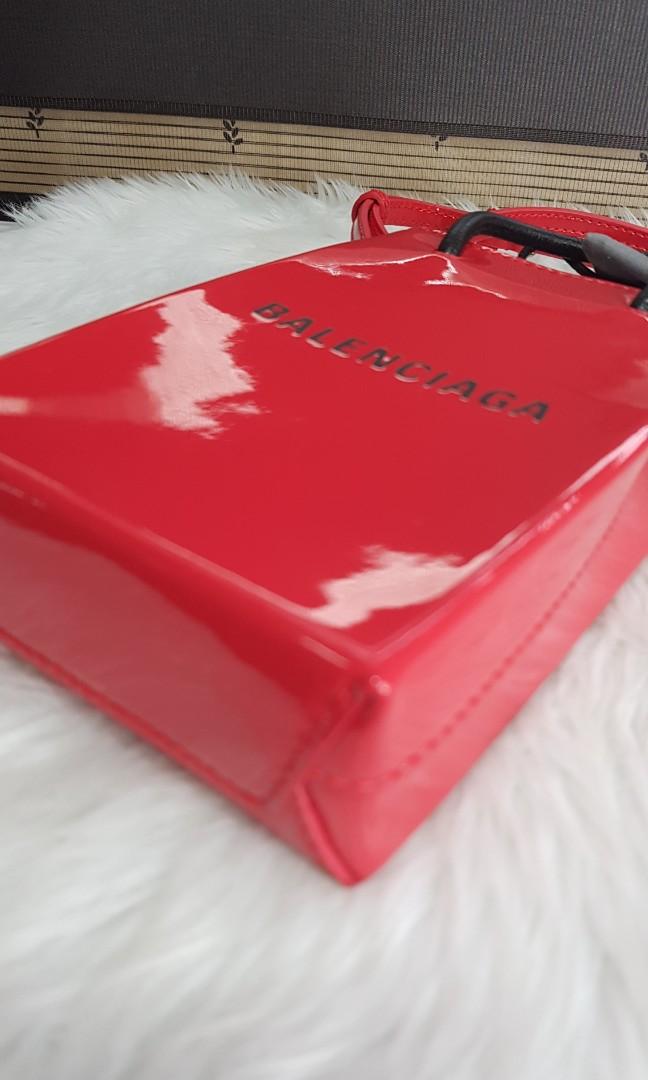 balenciaga phone bag