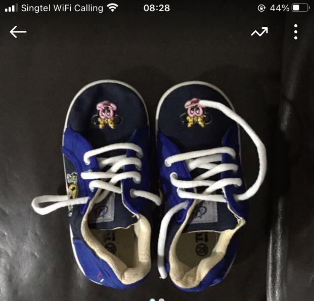 Children's shoe outlet size 37