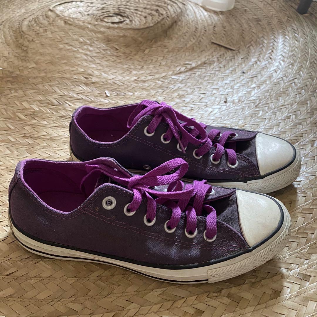 Black converse purple laces sales