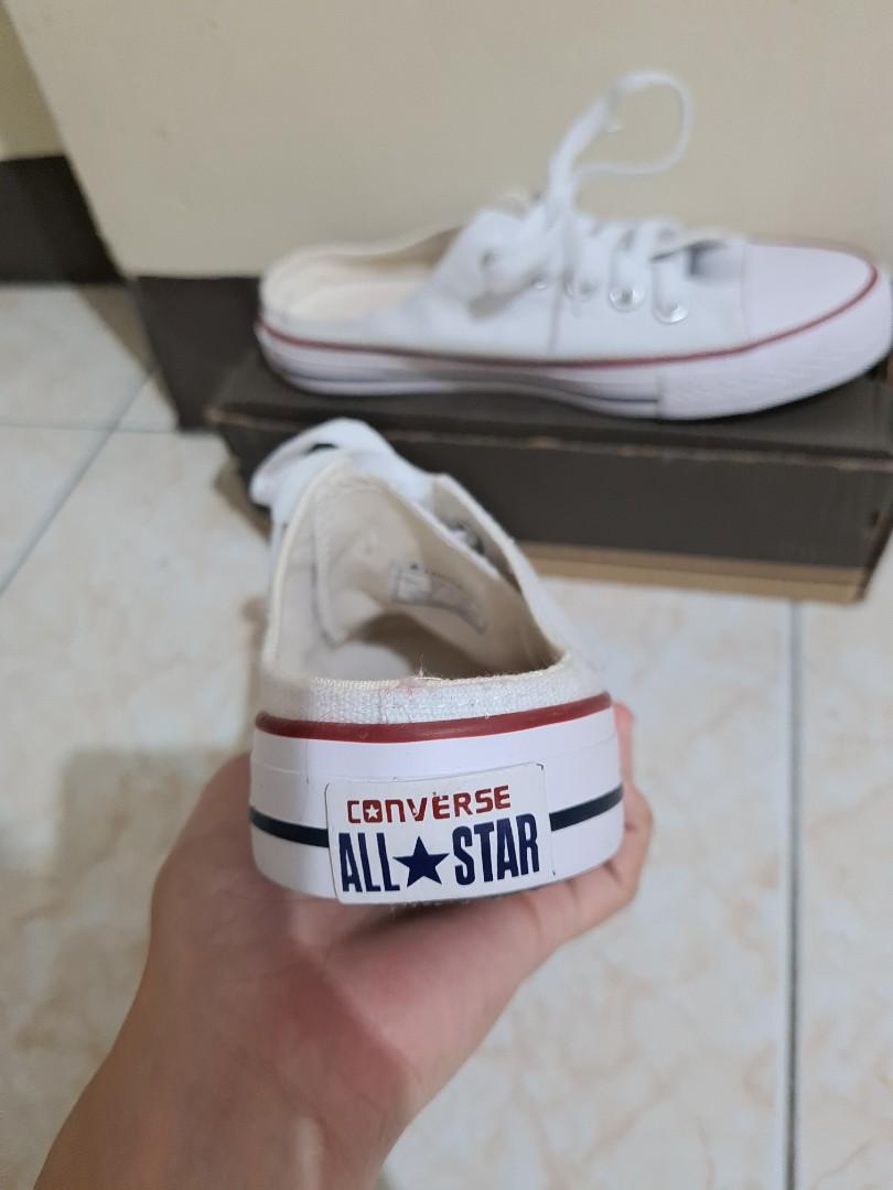 Converse Women's Mule Slip On (Category: Sneakers) located in Manila. Submitted by dcltrwm (Listing ID 1107374075, Image 2). Description: BRAND NEW Note that this is only a replica. RFS: Didn't really plan to wear this pair. Only purchased for comparison with the authentic one :) MOP: Gcash/BPI only.