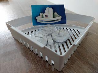 DeHUB  Corner Shelf