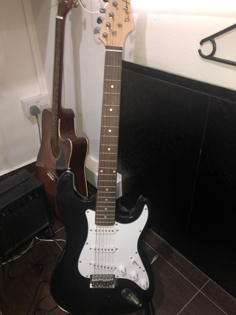 Display4top store electric guitar