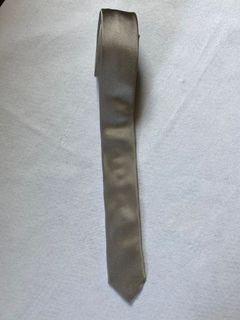 For Sale- Men’s Tie Thin Raoul Satin Grey