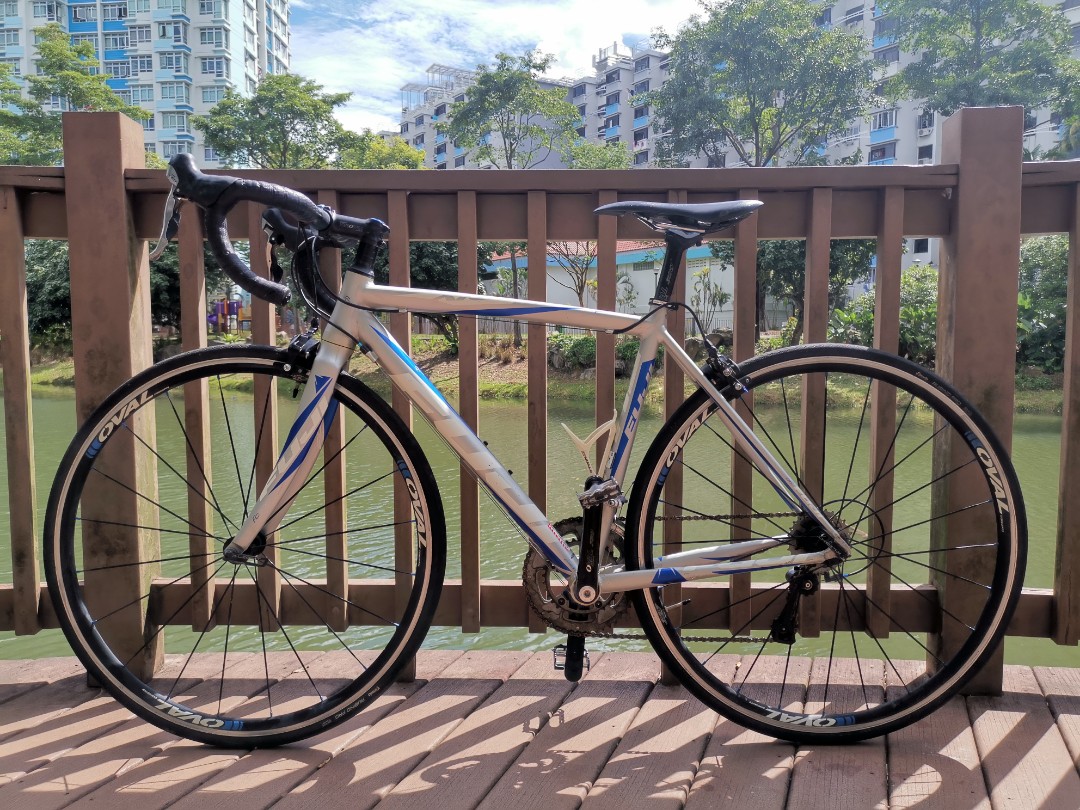 Fuji roubaix hotsell 1.5 c