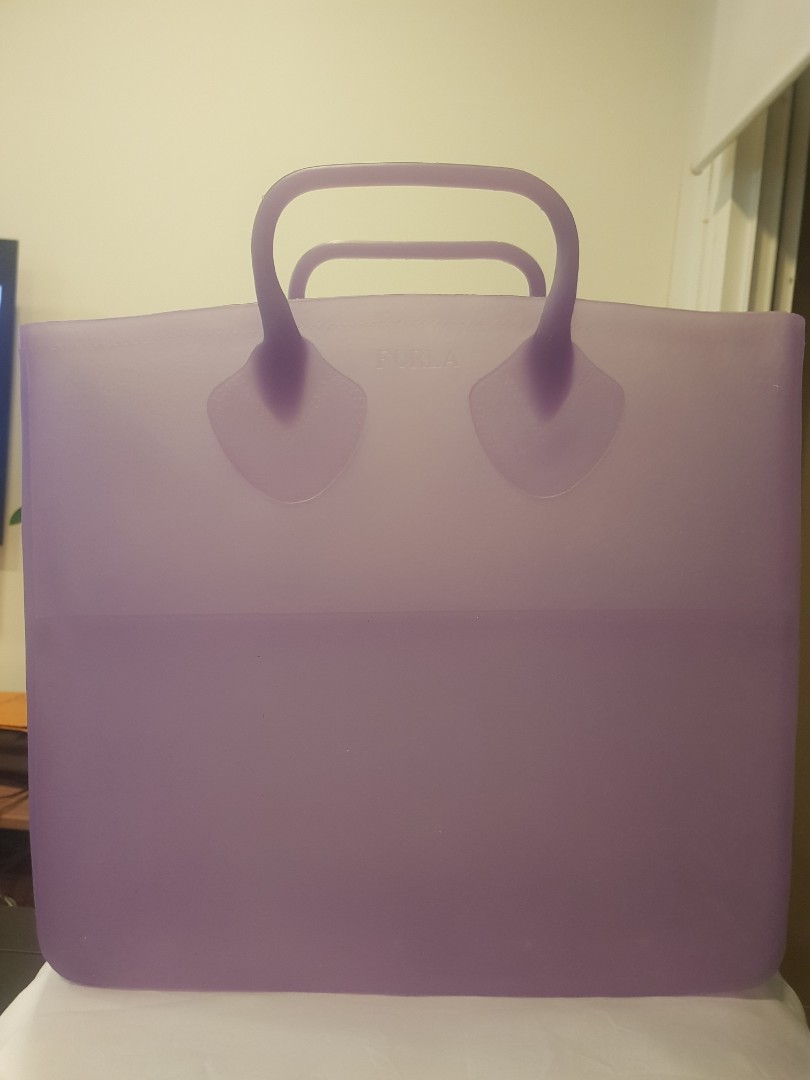 Furla gummy bag outlet