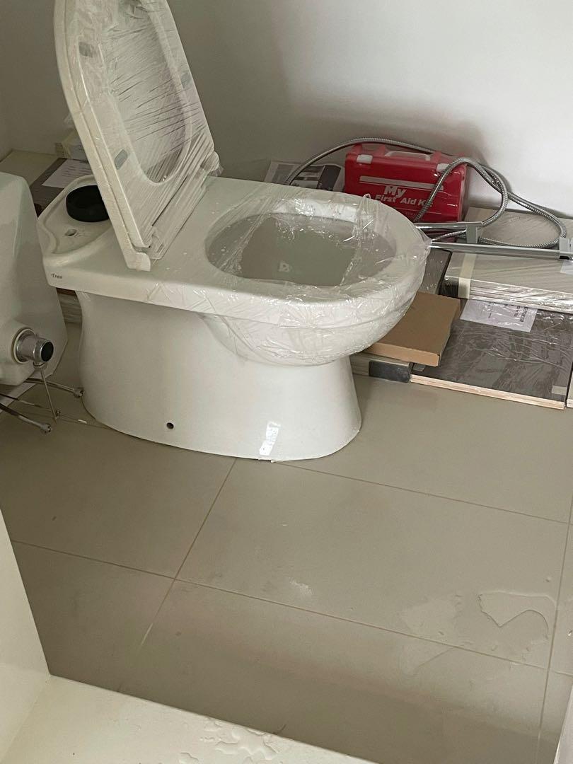 HDB BTO toilet bowl/SINK NEW, Babies & Kids, Bathing & Changing