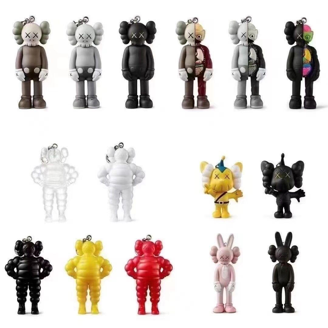 Kaws Tokyo First Key Chain 匙扣大全套15隻, 興趣及遊戲, 玩具& 遊戲