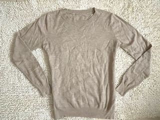 (Category: ) located in . Submitted by abby.closet (Listing ID 1107307778, Image 1). Description: .
