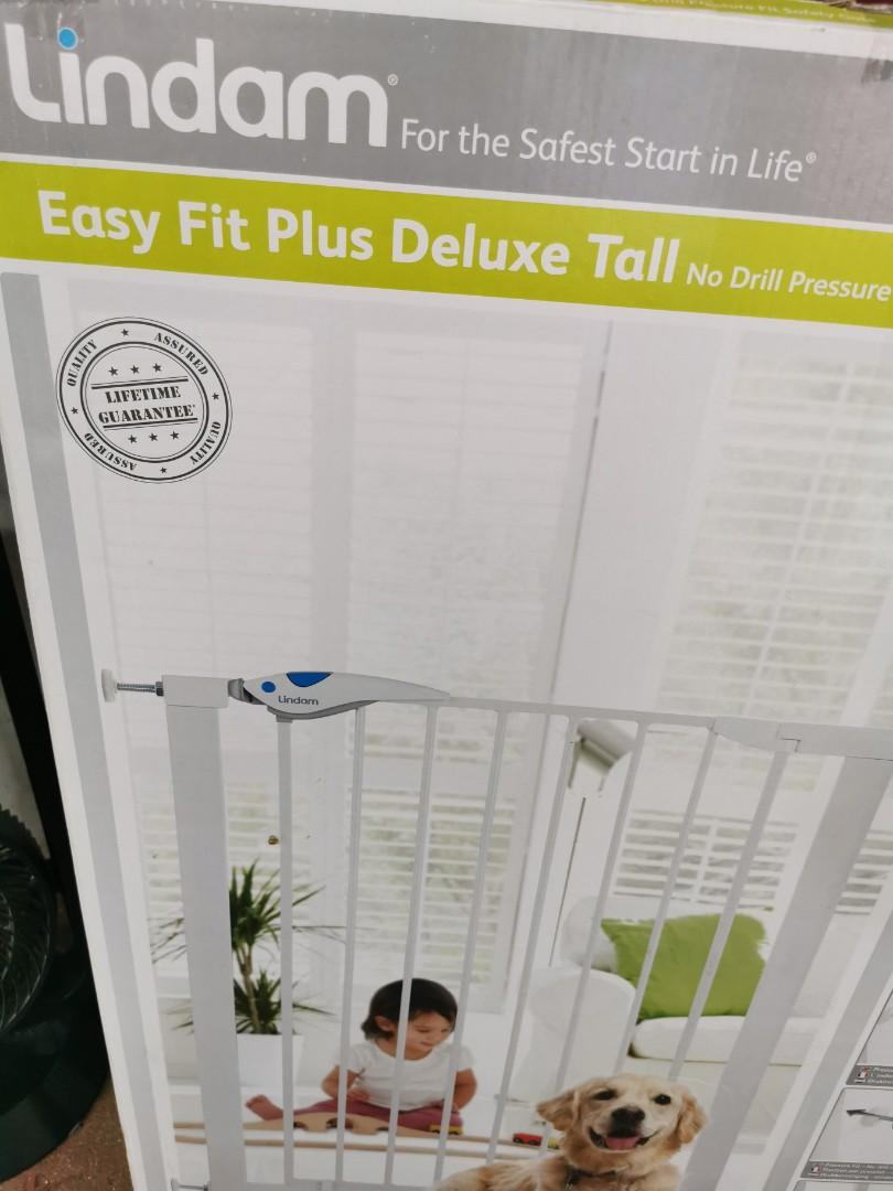 Lindam easy fit plus deluxe tall safety gate 2025