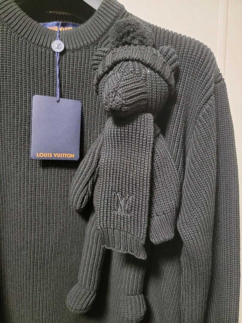 Louis Vuitton stitched teddy pullover, 男裝, 外套及戶外衣服- Carousell