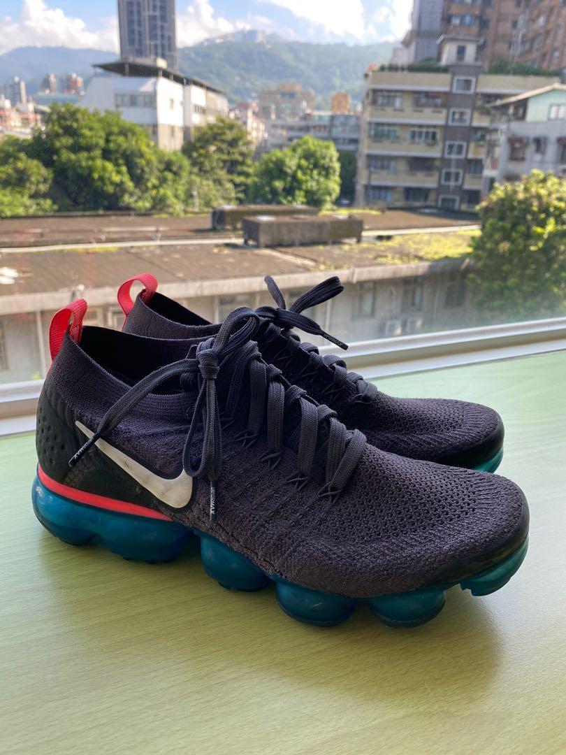 Thunder top grey vapormax
